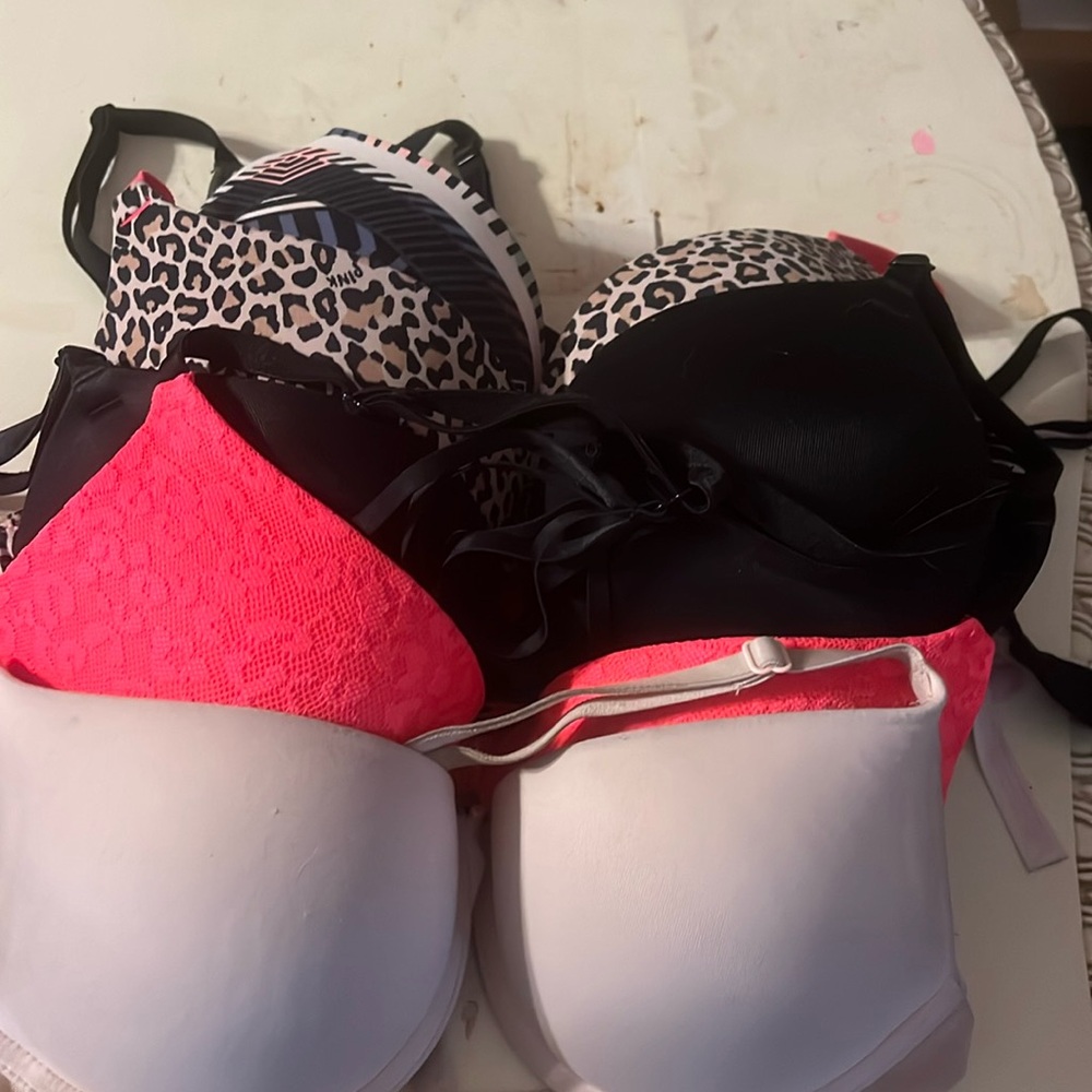 GUC. 32 C PiNK bras